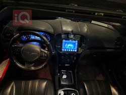 کرایسلەر 300